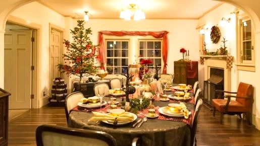 <Web割対象商品>【キングツアーバス旅】横浜でクリスマス♪山手西洋館めぐり&YOKOHAMA AIR CABIN 洋食&中華のランチバイキング〔京王八王子・多摩センター発〕2